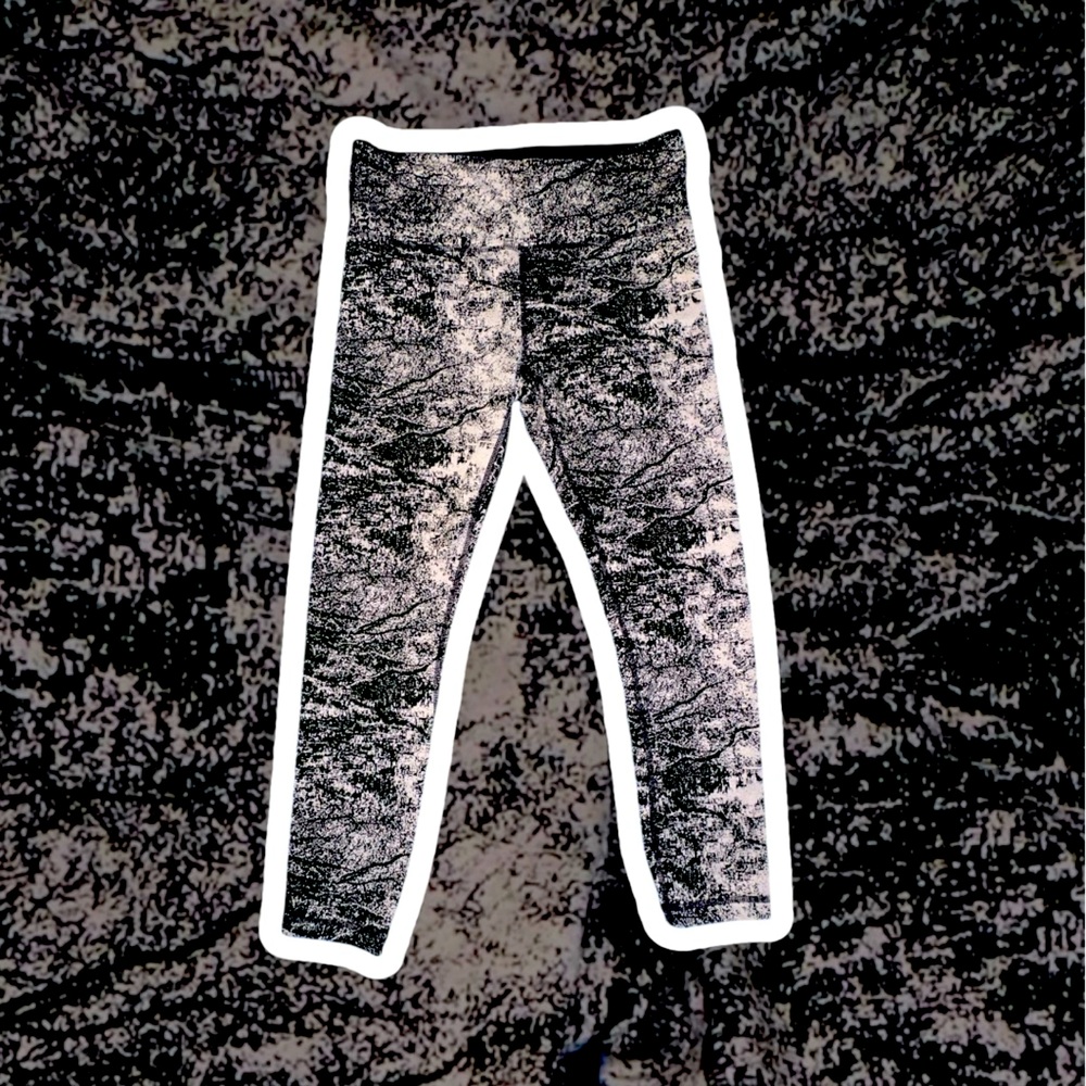 Athleta • Elation Glades 7/8 Leggings • Women Sz M • Flagstone Gray Black